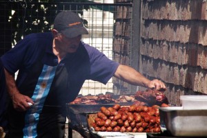 Impossible de venir en Argentine sans se régaler de leur fabuleux et bien connu "Asado" !!! Plus qu'une simple grillade, un rituel mettant en oeuvre une viande tendre et délicieuse. A ne pas rater !!!